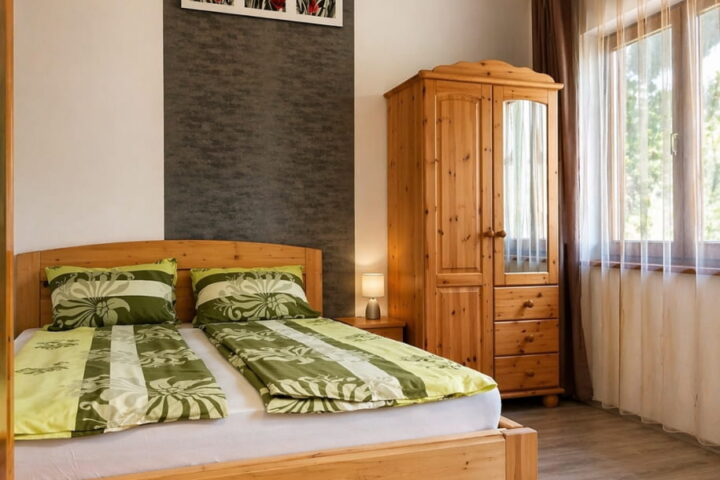 Diófa Apartman